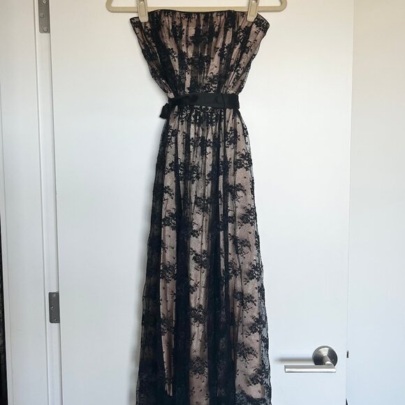 Vintage Strapless Lace Dress - Picture 2 of 12